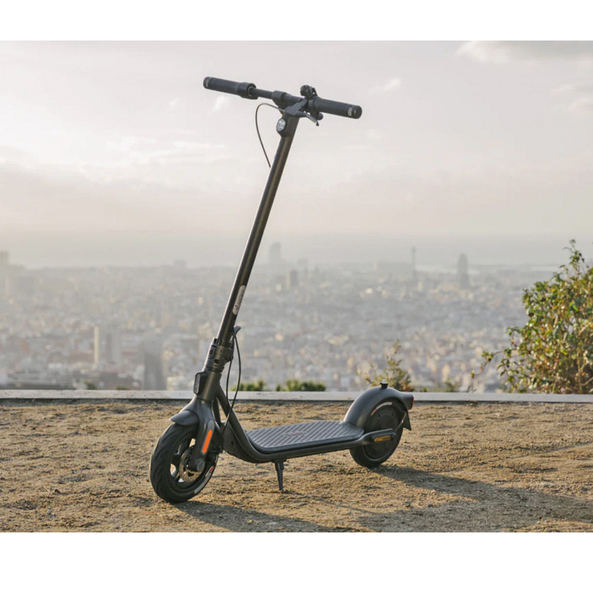 SEGWAY NINEBOT F2 PRO Premium Electric Kickscooter